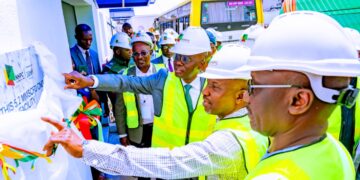 Cushioning subsidy removal impact: FG opens 5.2 mmscfd CNG plant in Lagos